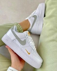 Golden Sneakers, Shadow Shoes, Air Force 1s, Nike Fashion Shoes, Preppy Shoes, All Nike Shoes, Baskets Nike, Gold Sneakers, Nike Air Shoes