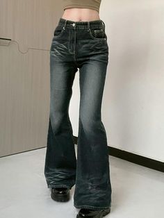 Material: 86.3% Denim Cotton, 7.3% Polyester, 6.4% Viscose Winter Full Length Denim Flare Jeans, Winter Full Length Flare Jeans, Casual Fitted Winter Flare Jeans, Winter Dark Wash Mid-rise Flare Jeans, High Rise Dark Wash Flare Jeans For Winter, Tie Dye Jeans, Looks Black, Flare Leg Jeans, Mein Style