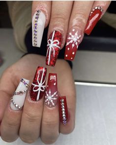 60 Creative Christmas Nail Design Ideas to Stand Out 50 60 Creative Christmas Nail Design Ideas to Stand Out Bright Green Christmas Nails, Christmas Nail Designs Holiday, Christmas Nail Designs Acrylic, Paw Print Nails, Wonderland Nails, Christmas Nail Design, 27 Piece, Christmas Nail Ideas, Elegant Snowflake