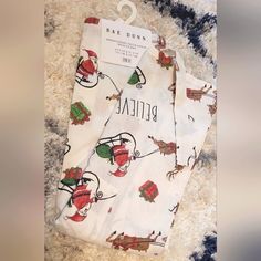 Santa Sleigh Reindeer, Christmas Believe, Kitchen Apron, Santa Sleigh, Apron Pockets, Kitchen Aprons, Embroidered Patches, Reindeer