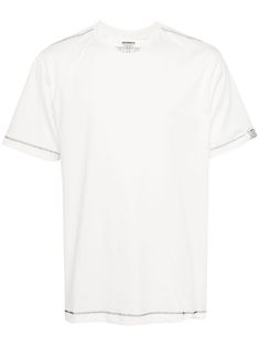 off-white cotton blend contrast stitching crew neck short sleeves straight hem White Short Sleeve T-shirt With Contrast Trim, White Casual Tops With Contrast Stitching, White Cotton Tops With Contrast Stitching, White Sporty T-shirt With Contrast Trim, Sporty White T-shirt With Contrast Trim, Ader Error, City Shorts, Airport Fashion, Short Suit