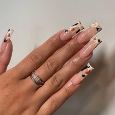 Vaquera Nails, Fall Western Nails, Uni Nails, Vibe Nails, Beige Nails Design, Cow Print Nails, Cow Prints, Nails May, Acrylic Nails Nude