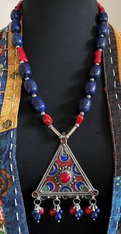 Traditional Multicolor Necklace With Inlay, Traditional Blue Necklaces With Inlay, Traditional Blue Inlay Necklaces, Traditional Blue Necklace With Inlay, Unique Necklaces With Natural Stones For Festivals, Traditional Red Gemstone Necklaces, Unique Natural Stones Necklace For Festivals, Bohemian Pendant Necklaces With Inlay, Bohemian Pendant Necklace With Inlay