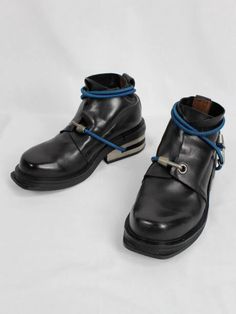 Rubber Boots Outfit, Mountaineering Boots, Fashion Inspiration Design, Rubber Boots, Mountaineering, Boots Outfit, Handmade Shoes, Black Rubber