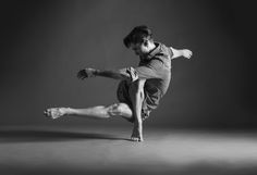 Hip Hop Dance Photography, Contemporary Dance Photography, Men Dancing, Modern Dans, Dance Photo Shoot, Dance Photo