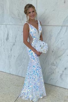 Homecoming Court Dresses Long, 2023 Prom Trends, Hoco Court Dresses Long, 2023 Prom Dress Trends, Prom 2023 Dresses, White Sequin Prom Dress, Senior Homecoming Dress, Sequin Prom Dresses Mermaid, White Prom Dresses