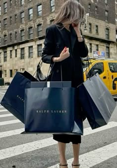 anna cavallaro | sins of the fathers Expensive Presents, Wealthy Lifestyle, Living Life To The Fullest, New York Life, Super Rich, Classy Aesthetic