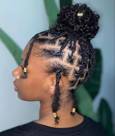 High Pony Loc Styles, Very Short Locs Hairstyles Starter, Barrel Locs, Beautiful Bun Hairstyles, Locs Starter, Lock Styles, Dreadlocks Styles, Locs Journey