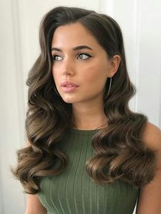 Retro Wedding Hair, Kardashian Hair, Evening Hairstyles, Vintage Wedding Hair, Elegant Wedding Hair, Bride Hair, Bridal Hair And Makeup