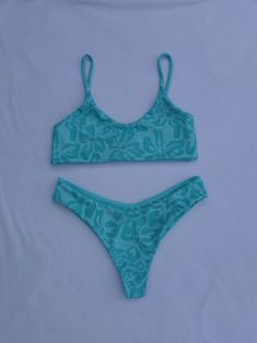 Sea Bloom x Aqua size medium (top and bottom) bikini. CHEEKY Bahama bottoms. Hibiscus bikini top. Fully reversible, handmade swimsuit. NO returns, refunds, or exchanges, as this is a handmade and intimate item. Thank you for understanding! Please use the measuring guide and size chart to ensure the most accurate fit possible. Ships same day! Handmade Swimsuit, Swimsuits Outfits, Crop Top Outfits, Swimmers