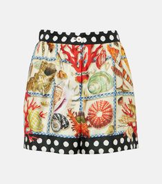 Capri printed silk satin shorts in multicoloured - Dolce Gabbana | Mytheresa Chic Silk Printed Bottoms, Summer Silk Printed Bottoms, Chic Silk Shorts For Summer, Zebra Scarf, Italian Glamour, Chiffon Kaftan, Silk Chiffon Blouse, Raffia Sandals, Silk Twill Scarf