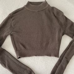 Never Worn Missing Tags Comfortable Fit Casual Brown Crop Top For Fall, Winter Fitted Waffle Knit Tops, Fitted Waffle Knit Tops For Winter, Casual Brown Crop Top For Winter, Winter Casual Ribbed Crop Top, Casual Ribbed Crop Top For Winter, Sweaters Cropped, Sweater Crop, Colorful Sweaters