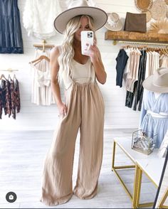 Trendy Mom Outfits, Hijab Summer, Summer Outfits Aesthetic, Outfits Hijab, Modest Summer, Outfits Modest, Modest Summer Outfits, Trendy Mom, Crop Tank Top