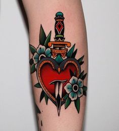 Heart Dagger Tattoo, Traditional Tattoo Girls, Occult Tattoo, Key Tattoos, Mom Tattoo Designs, Tatuaje A Color