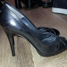 Black Real Leather Platform Peep Toe Platform Shoes. Size 8.5m..Soft Genuine Leather And Real Leather Soles Stuart Weitzman Shoes, Platform Shoes, Stuart Weitzman, Real Leather, Genuine Leather, Women Shoes, Leather, Women Shopping, Black