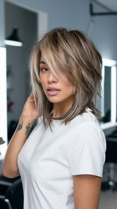 90s Layered Hair Ideas 2025: Medium, Short, and Long Layer Cuts for All Face Shapes and Hairstyles Mid Length Lob With Layers, Thick Hair Layers, Shoulder Length Layered Bob, 90s Layered Hair, Face Framing Layers With Bangs, Oval Haircut, Short Layers Long Hair, Layered Haircut With Bangs, Layered Hair Ideas