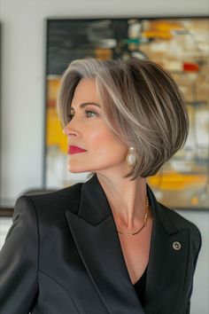 90 Bob Haircuts For Women Over 50: Medium, Short, And Layered Styles 2024 40 Medium Layered Bob Haircuts, Haircut Gray Hair, Short Silver Hair, Very Short Hair, Short Hair Haircuts, Grey Hair