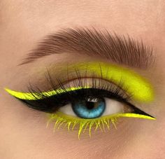 💛 Faux Mink Lashes 💛 Seamlessly blended 3D lashes that are super soft & comfortable to wear. @makeupbykatarinna completes this neon eye look with our "Adventurous" Faux Mink Lashes. — 🌟 USD - 3.50 each Yellow Eye Makeup, Ladybug Und Cat Noir, Yellow Makeup, Yellow Eyeshadow, Cute Eye Makeup, Graphic Makeup, Rave Makeup