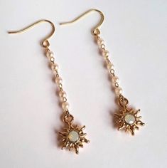 Chains Earrings, Pearl Chains, Gold Sunburst, Opalite Crystal, Crystal Pearl Earrings, Chain Drop Earrings, Fruit Jewelry, Earrings Inspiration, Beaded Drop Earrings