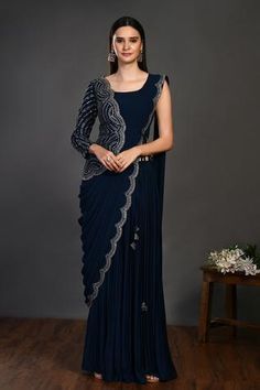 Shop for Onaya Blue Georgette Draped Palazzo Saree With Blouse for Women Online at Aza Fashions Plazzo Saree, Palazzo Saree, Floral Work Blouse, Trending Embroidery, Navy Blue Saree, Blue Blouse Designs, Floral Lace Blouse, Unique Costumes, Ethnic Sarees