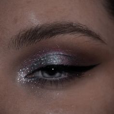 Taylor Swift Eyes, Taylor Swift Makeup, Prom Eyes, Ball Makeup, New Years Eve Makeup, Taylor Swift Tour Outfits, Makeup Is Life, Make Up Inspo