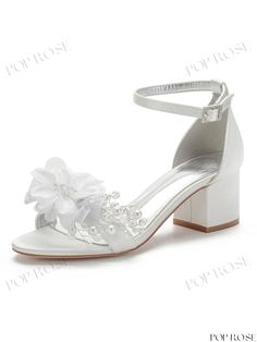 Elegant Flower Patterned Bridal Sandals with Ankle Strap and Block Heel Elegant White Adjustable Heels, White Flower-shaped Elegant Sandals, Bridal Sandals, Evening Wedding, Party Style, Elegant Flowers, Fashion Luxury, Style Elegant, Bridal Shoes