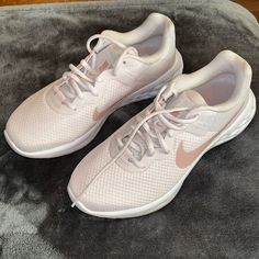 Women’s Nike Tennis Shoes Size 8.5 Light Pink And White Never Worn! Nwot! Perfect Condition, No Wear At All! Pet/Smoke Free Home Brand New Shoes (Too Small For Me) Nike Comfortable Running Shoes With Round Toe, Comfortable Nike Running Shoes With Round Toe, Comfortable Nike Running Shoes, Pink Soccer Cleats, Nike Shox Nz, Back To School Shoes, Pink Running Shoes, Nike Tennis Shoes, Nike Tennis