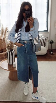 Spring Skirt Outfits, Jean Skirt Outfits, Denim Skirt Outfits, Maxi Skirt Outfits, Jeans Rock, Casual Fall Outfits, Inspiration Mode, Casual Street Style