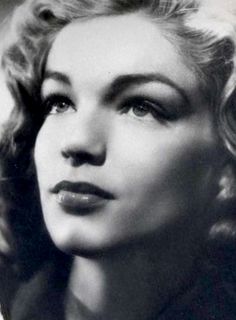 Simone Signoret Art Inspo, Art