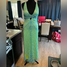 Damaged At Bottom! Could Be Fun Project Dress - Gives A Bit Of Little Mermaid Vibe New With Tags (Even Though Damaged) Runs A Little Small On The Sides Fitted Long Dress, Aqua Dress, Little Mermaid, Fun Projects, The Little Mermaid, Dress Collection, Lime Green, Long Dress, Blue Green