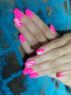 Bright Pink Gel Nail Designs, Summer Vacay Nails 2024, Bright Pink Nail Ideas, Neon Pink Nail Designs, Summer Cruise Nails, Bright Pink Nails With Design, Bright Pink Summer Nails, Bright Pink Nail Designs, Pink Beach Nails