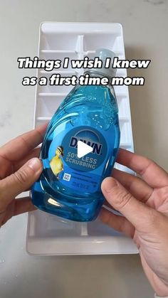 someone is holding a bottle of mouthwash in their hand with the words, things i wish i knew as a first time mom