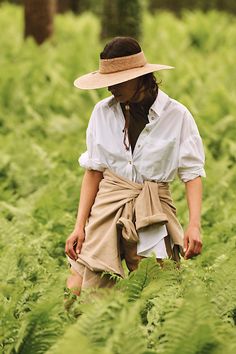 Fashionable and functional, this wide brim straw hat has an open crown to keep your skin protected and your head cool while you work in the garden or sit on the beach. | Open Crown Sun Hat by Terrain, Women's at Anthropologie Gardening Hat, Wide Brim Straw Hat, Sun Protective Clothing, Capri Blue, Outfits With Hats, Wide Brimmed Hats, Outdoor Garden Furniture, Vacation Outfits, Skin Protection