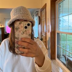 C.C Exclusives Super Cute Bucket Hat. No Flaws And Never Worn (Except For The Picture Above! ) Y2k Meets Cozy Girl Vibes Sherpa Bucket Hat, Cute Bucket Hat, Cc Cream, The Picture, Bucket Hat, Super Cute, Women Accessories, Cream, Hats