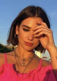 Dua Lipa, Synthetic Wig, Grunge Hair, Hair Today, About Hair, Pretty Hairstyles, Aesthetic Girl, Bob Hairstyles, Hair Goals