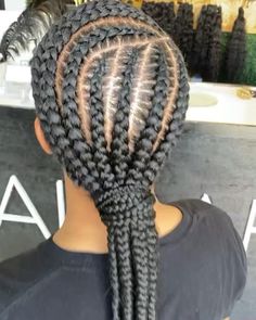 Big Lines Straight Back Hairstyles, Paint Ideas 2023, Latest Braided Hairstyles, Nails Paint, Quick Braids, Hair Styles For Short Hair, Braided Hairstyles For Black Women Cornrows, Health Hair, Big Box Braids Hairstyles