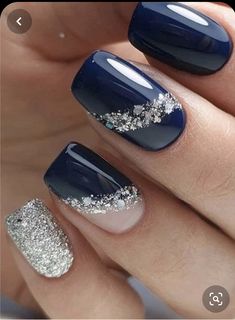 Ombre Nail Design, Navy Blue Nails, Winter Nails Acrylic, Makijaż Smokey Eye, White Nail, Nail Styles, Winter Nail Designs, Gradient Nails