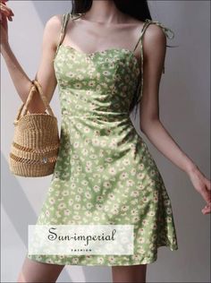 Sun-Imperial Material:Polyester Material:Spandex Silhouette:A-Line Age:Ages 16-28 Years Old Season:Summer Neckline:Square Collar Sleeve Length(cm):Sleeveless Sleeve Style:Spaghetti Strap Decoration:NONE Style:Beach Style Waistline:empire Pattern Type:Floral Dresses Length:Above Knee, Mini See size chart : https://sun-imperial.com/pages/size-chartSizing advice :Most items run small ( discluding swimsuits and shoes) - If you are not sure which size will work best for you - You can email us via inf Dresses For Woman, Green Summer Dresses, Aesthetic Floral, Bow Tie Dress, French Retro, Y2k Clothing, Sling Dress, Girls Dresses Summer, Mode Inspo