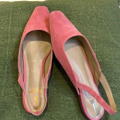 Nwt Sam Edelman Shows. Pink Suede Flats. Size 6 1/2. Gold Accent On Side Casual Medium Width Closed Toe Slingback Pumps, Suede Slingback Pumps With Removable Insole And Round Toe, Spring Suede Closed Toe Slingback Pumps, Suede Closed Toe Slingback Pumps For Spring, Suede Closed Toe Slingback Pumps, Medium Width Slip-on Slingback Pumps For Spring, Sling Back Shoes, Back Shoes, Suede Flats