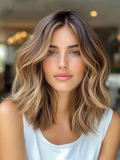 41 Stunning Balayage Hair Color Ideas for 2024 You’ll Love – leilagrace.com Short Caramel Balayage Honey, Hair Color Options For Brunettes, Balayage Color Miel, Warm Light Brown Hair, Caramel Balayage Brunette, Bayalage Brunette, Hair Color Styles, Biolage Hair, Light Brown Balayage