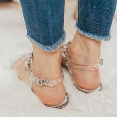 Style: Fashion. Stylish Item: Sandals Upper Material: Blend Toe: Open Toe Closure Type: Pull-on Heels: Flats Thong Sandals Outfit, Clear Sandals, Leopard Flats, Wedge Loafers, Sandals Outfit, Fashion Sandals, Slipper Sandals, Lace Up Heels, Wedge Boots