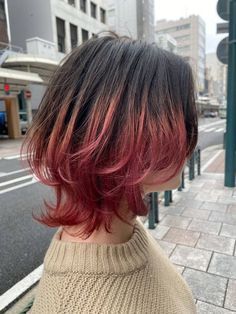 Jellyfish Haircut, Short Dyed Hair, Short Grunge Hair, Haircuts Straight Hair, Haircut And Color