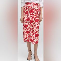 Mango Floral Wrapped Skirt Nwt Red Floral Print Pencil Skirt, Red Relaxed Wrap Skirt For Spring, Black Satin Midi Skirt, Beige Midi Skirt, Mango Skirts, Mango Cream, Blue Midi Skirt, Wrapped Skirt, Midi Denim