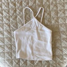 Brand New ! Never Worn! Crossover Crop Top ! Zara Stretch Cotton Crop Top, Zara Stretch Cami Top, Zara White Cami Tank Top, White Tank Top From Zara, Zara White Cami Top, Trendy Zara Cotton Tank Top, Basic White Cami Top, Crossover Crop Top, Ribbed Crop Top