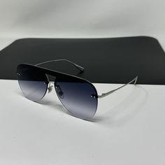 The Frame And Lenses In Excellent Condition. No Case Included. Ship Fast Thanks. Aviators Women, Black Gradient, The Frame, Flats Top, Aviator Sunglasses, Sunglasses Accessories, Black Silver, Lenses, Women Accessories