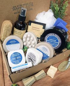 Men Self Care, Bath Gift Basket, Massage Soap, Men Spa, Relaxation Spa, Spa Gift Set, Gift Box For Men, Valentines Gift Box, Earthy Fragrance