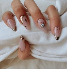 Evil Eye Nails, Eye Nails, Nails 2021, Neutral Nails, Minimalist Nails, Dope Nails