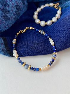 OlyfDesign - Etsy UK Navy Blue And Gold Jewelry, Blue And Gold Beaded Bracelets, Gold Bead Bracelet Ideas, Gold And Blue Bracelet, Navy Blue Beaded Bracelet, Gold Bracelet With Stones, Beaded Stone Bracelets, Navy Blue Bracelet, Blue And Gold Bracelets