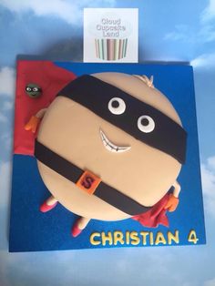 a cake that is decorated to look like a cartoon character