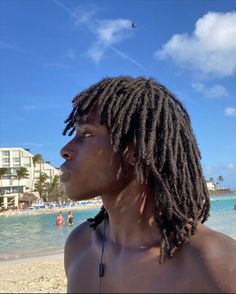 Mullet Dreadlocks, Black Hair Locks, Cornrow Hairstyles For Men, Long Dreads, Dreadlock Hairstyles For Men, Pelo Afro, Mens Braids Hairstyles